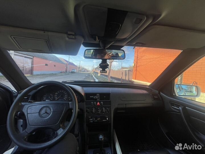 Сиденья w 202