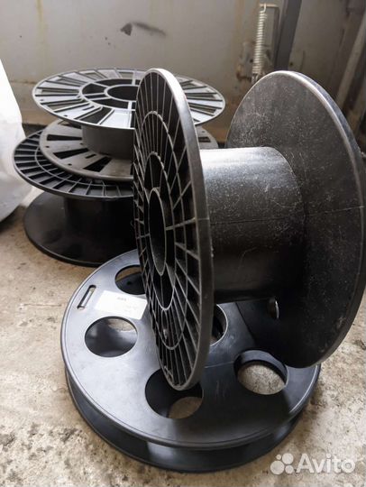 Катушки от пластика для 3d принтера