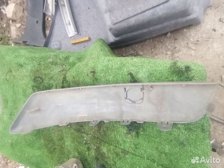 Молдинг бампера передний правый Renault Scenic 2