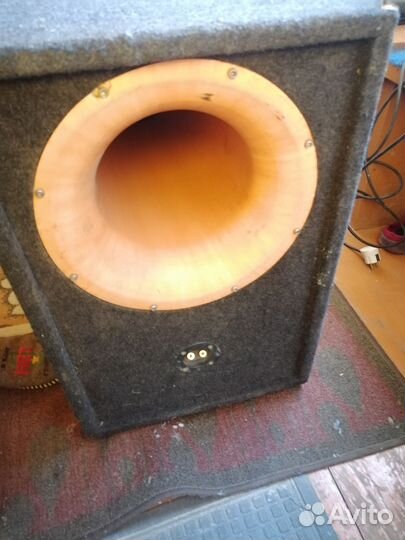 Колонка, subwoofer для машины