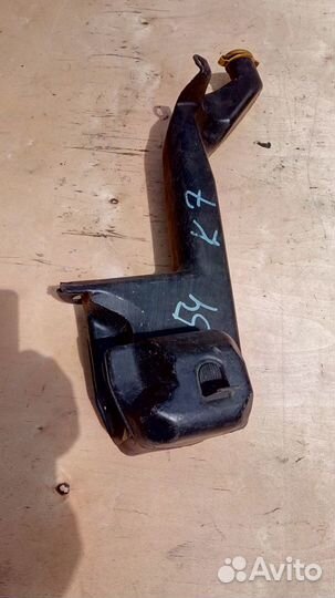 Бачок омывателя лобового стекла на Опель Зафира Б