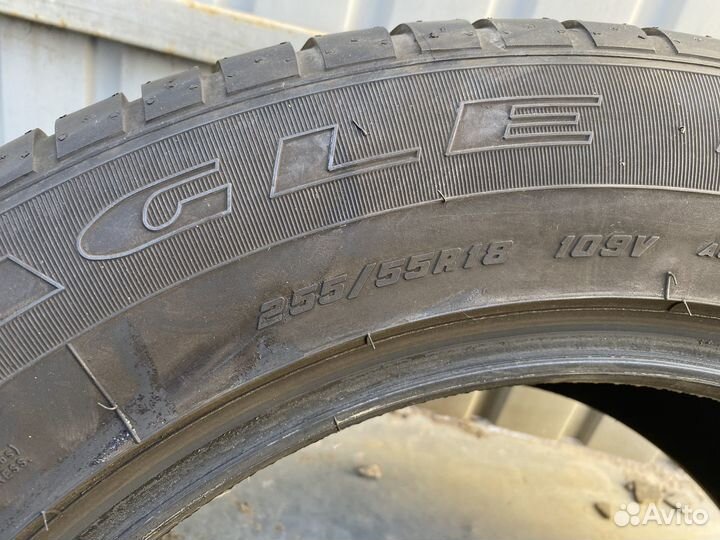 Goodyear Eagle F1 Asymmetric SUV 4x4 255/55 R18 109V