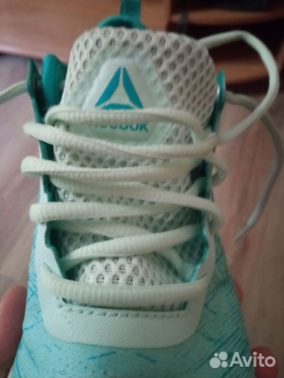 Жен кроссовки Reebok Оригинал 37 р