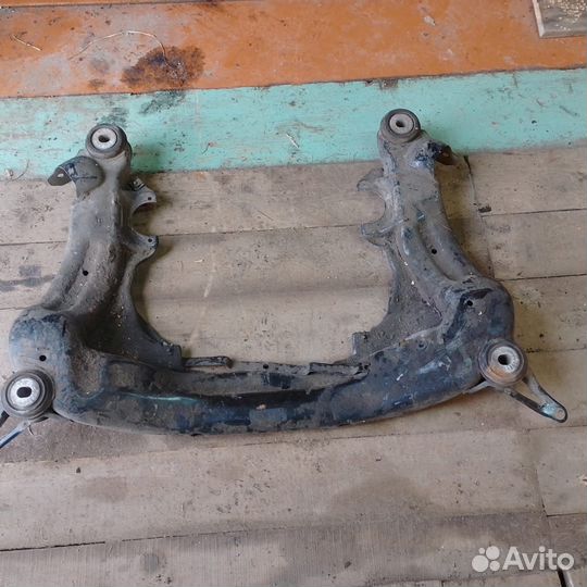 Подрамник passat б5