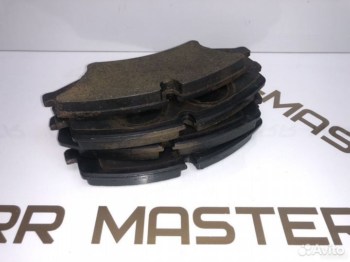 Колодки тормозные передние 3.0D Range Rover Sport