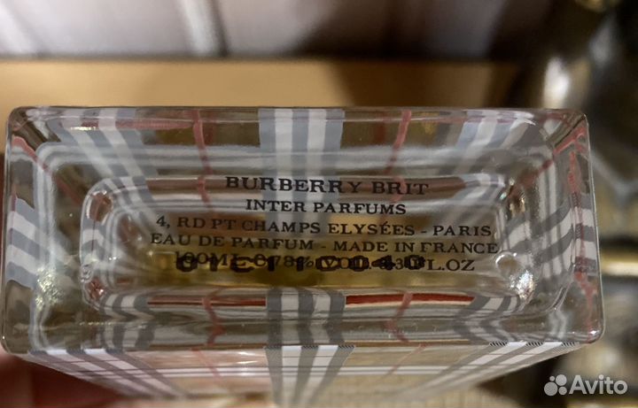 Продам парфюмерную воду Burberry brit 100ml