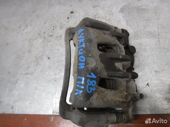 Суппорт передний левый Ssang Yong Actyon D20DTF