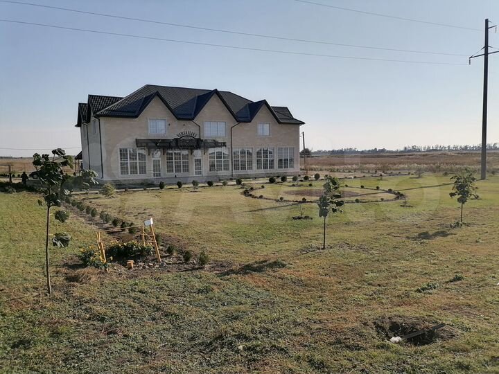 Гостиница, 700 м²