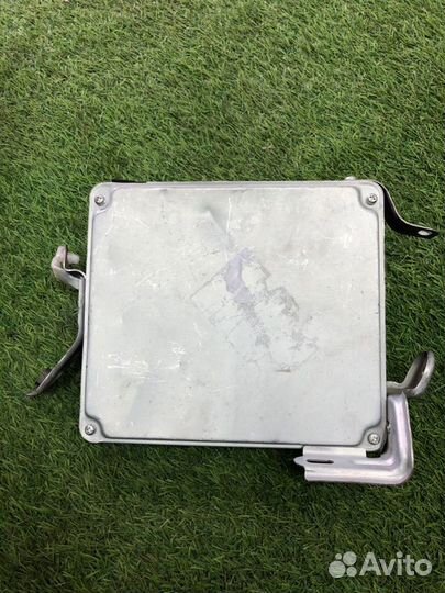 Блок управления двс Toyota Avensis 2AZ-FSE