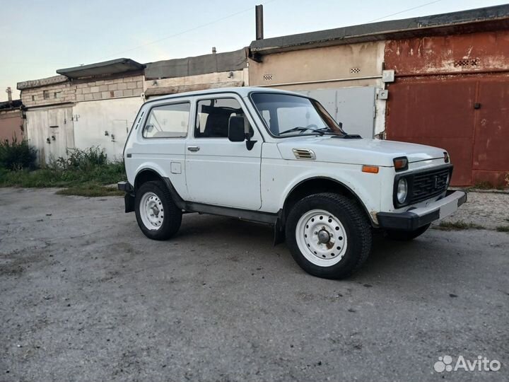 LADA 4x4 (Нива) 1.7 МТ, 2000, 253 000 км