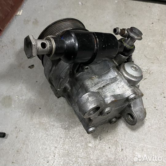Насос гидроусилителя гур бмв Х5 Е70 Н62 4.8