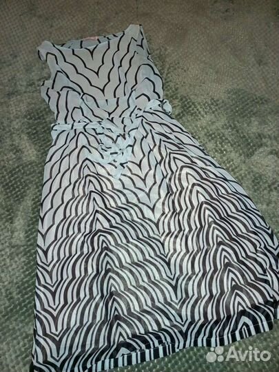 Платье Bizzarro