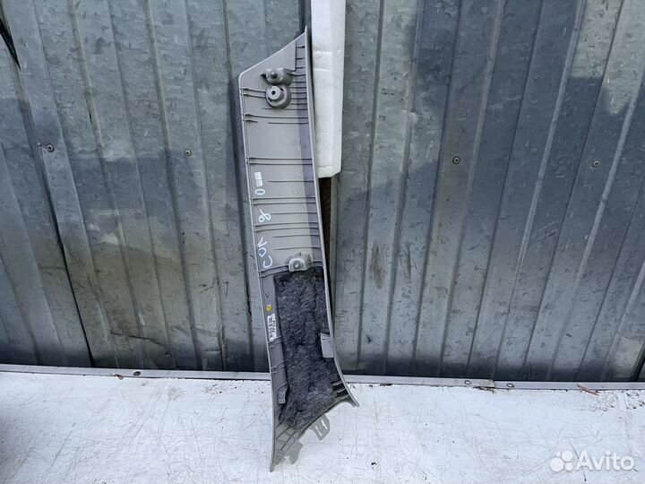 Обшивка передней стойки Kia Soul 1. 2009-2011