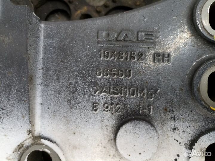 Кронштейн подножки правой Daf XF106