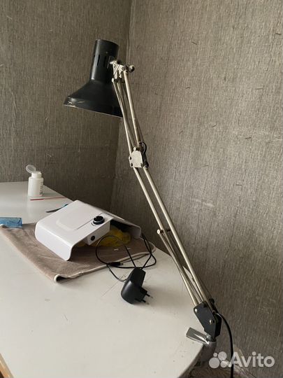 Лампа настольная