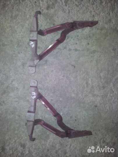 Амортизаторы, петли крышки багажника Audi A4 B5