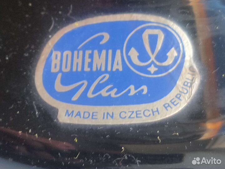 2 вазы из богемского стекла