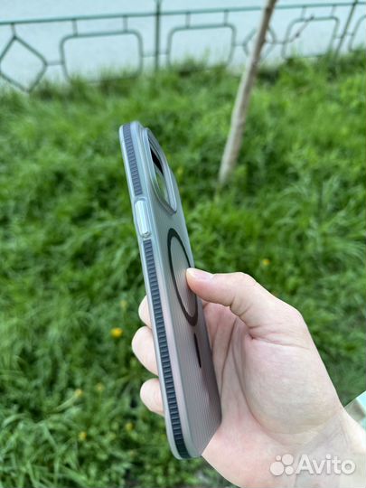 Матовый чехол для iPhone 15 Pro Max