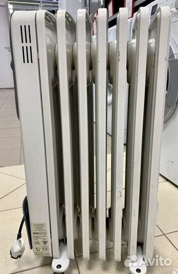 Итальянский обогреватель DeLonghi KR 730715