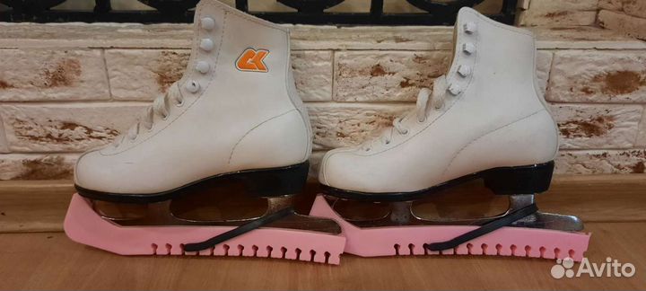 Коньки фигурные