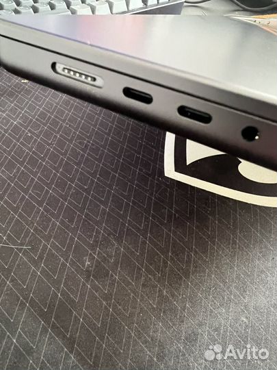 Apple macbook pro 16 m3 pro 18/512