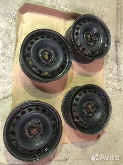 Диски R15 (5x115) VAG