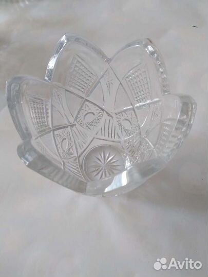 Хрустальная ваза