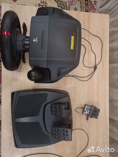 Logitech momo racing