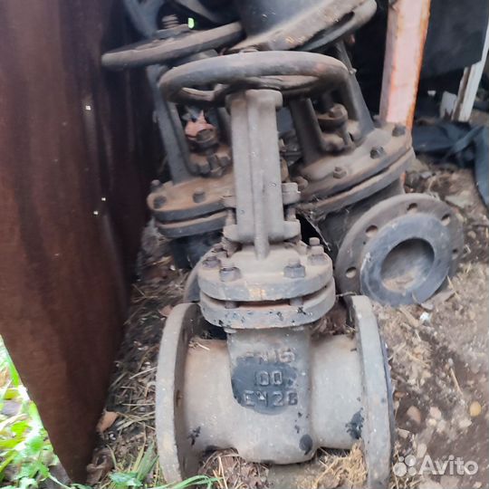 Задвижка чугунная