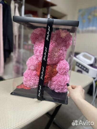 Продам мишку из искусственных роз