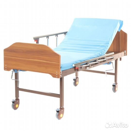 Медицинская кровать для лежачих больных
