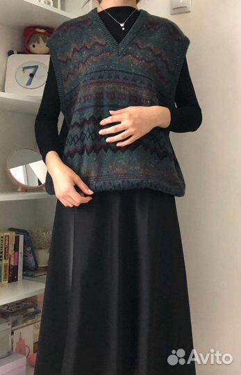 Жилетка вязаная