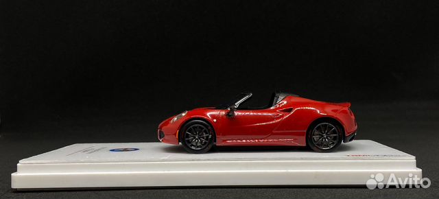 Модель Alfa Romeo 4c spider 1/43 TSM