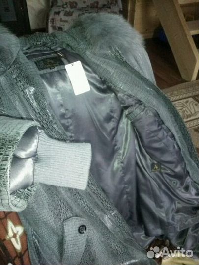 Новое, зимнее полупальто