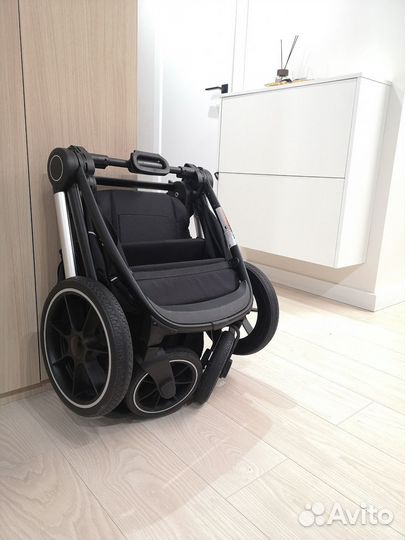 Коляска 3 в 1 MowBaby Zoom PU RA087