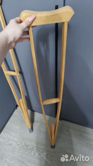 Костыли деревянные