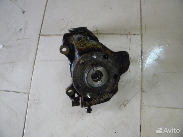 Кулак передний LR Fiat Ducato 2.3d 14 год