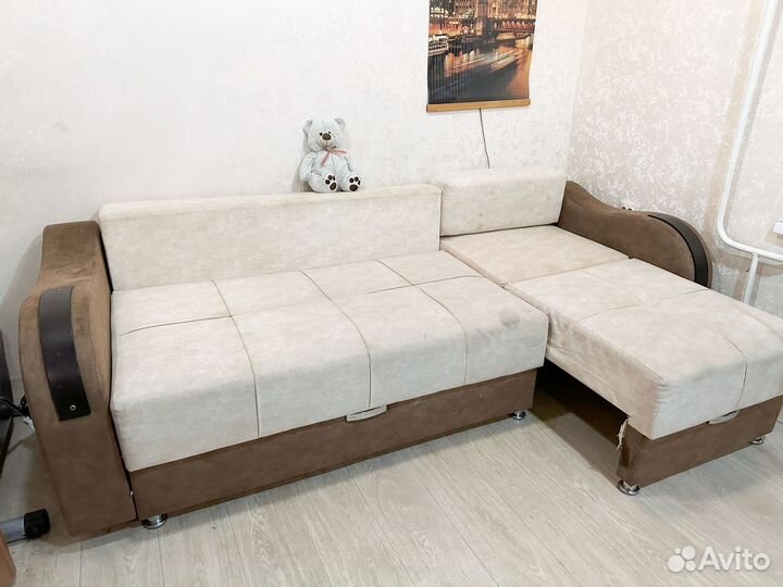 Угловой диван бу