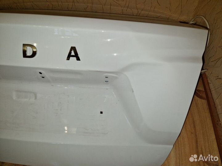 Крышка багажника Granta Fl