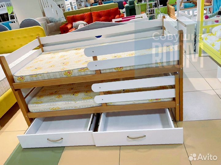 Кровать из бука выдвижная