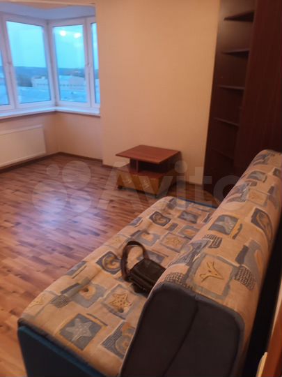2-к. квартира, 65 м², 8/14 эт.