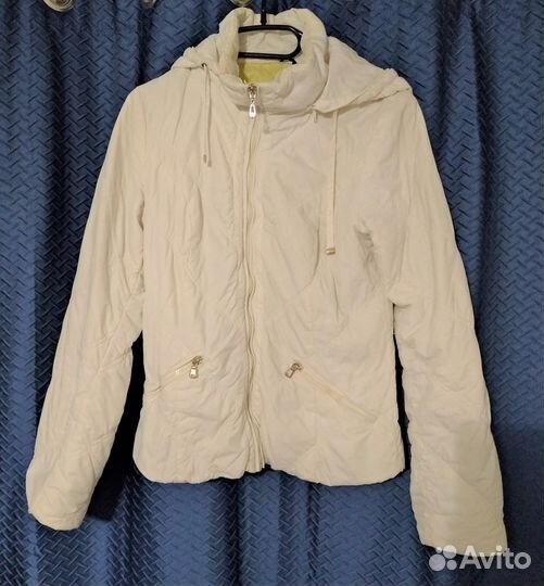 Куртка белая демисезонная