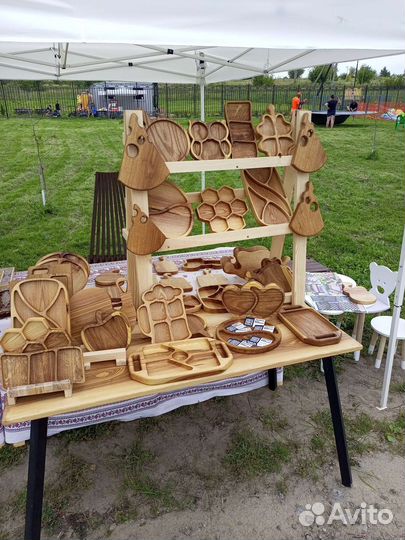 Разделочные доски и менажницы из массива дерева