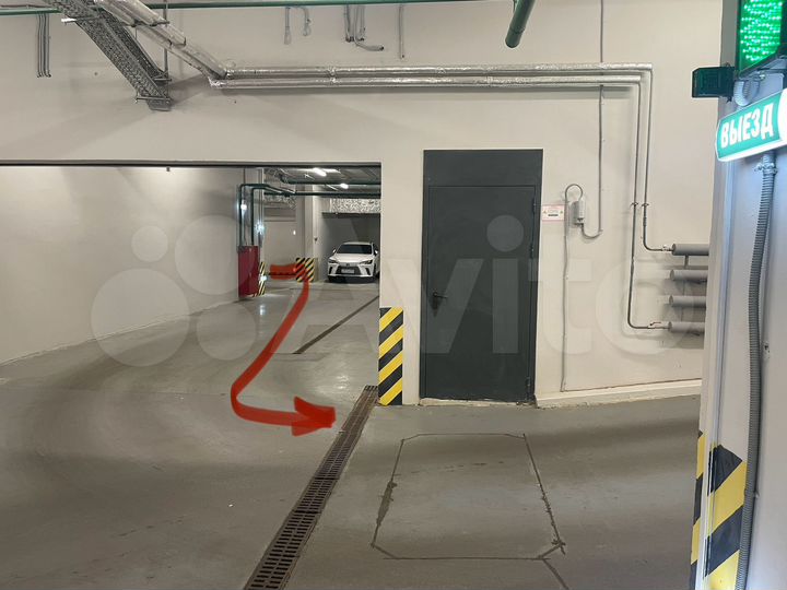 Машиноместо, 15 м²