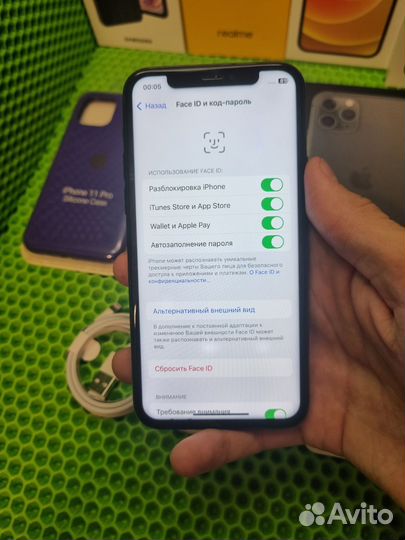 iPhone 11 Pro, 64 ГБ