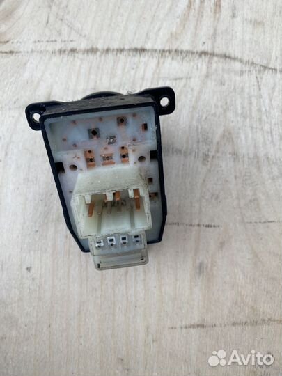 Блок управления зеркалами Kia Rio II рестайлинг (2