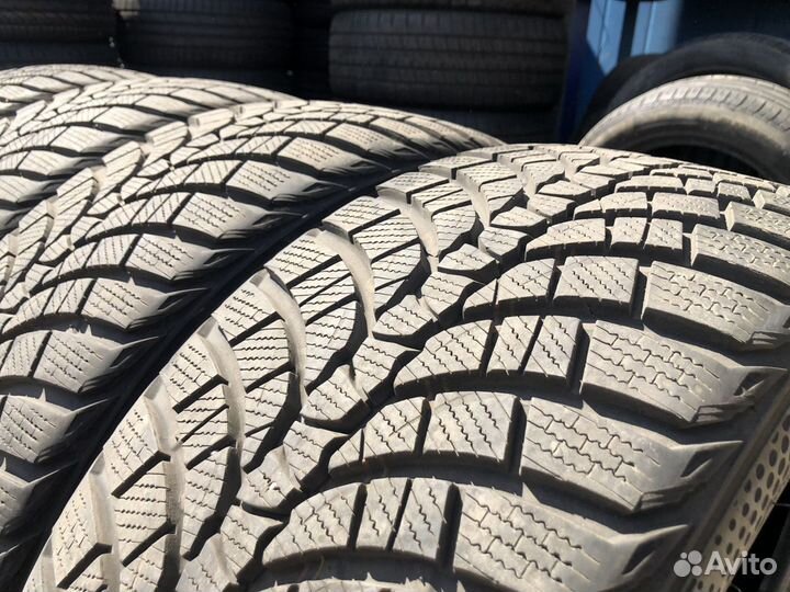 Kumho WinterCraft WP71 245/45 R19 и 275/40 R19