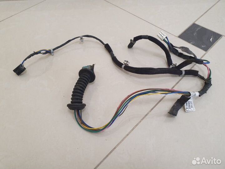 Проводка двери задняя Hyundai Accent LC G4EC 2007