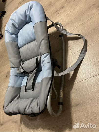 Шезлонг для новорожденных