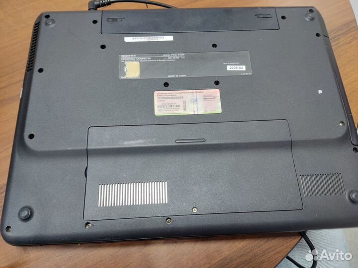 Ноутбук Sony VGN-NR31ZR (Core 2 Duo, 3Gb, SSD)